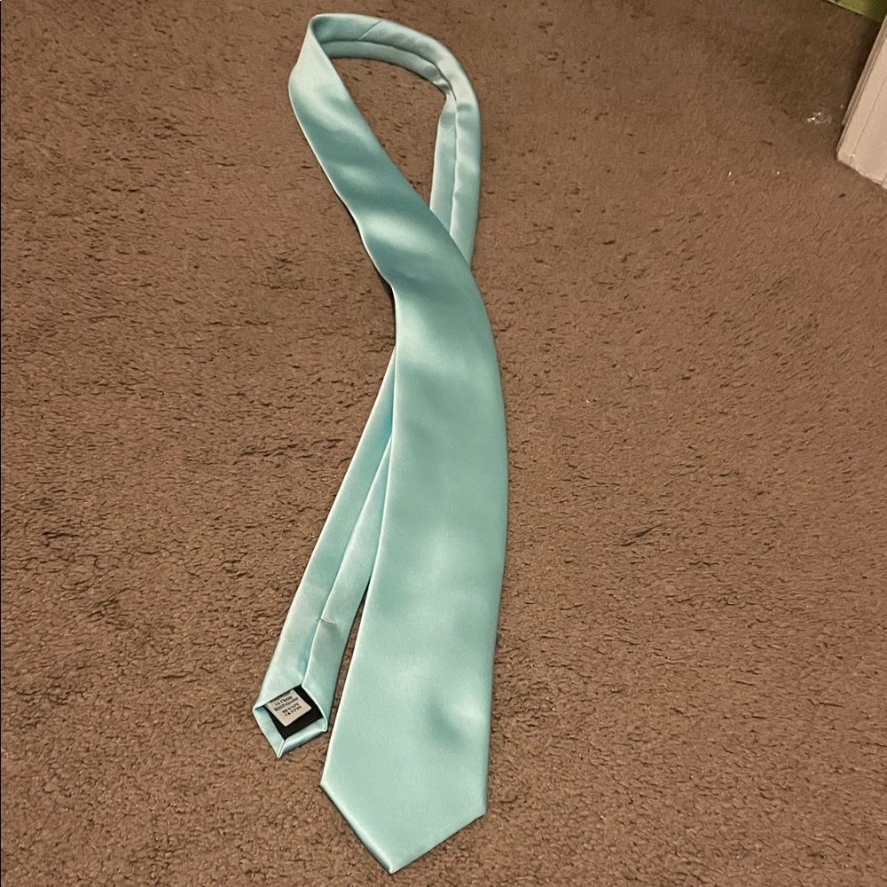 Geoffrey Beene Light Blue Tie